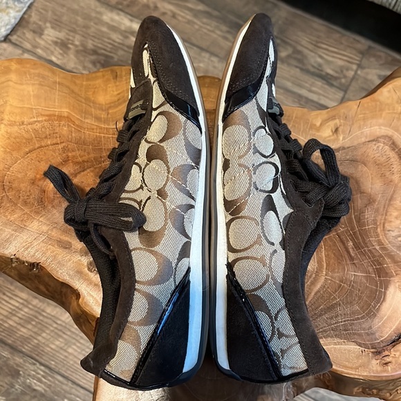 Coach Dillion Size 8 - Picture 7 of 14